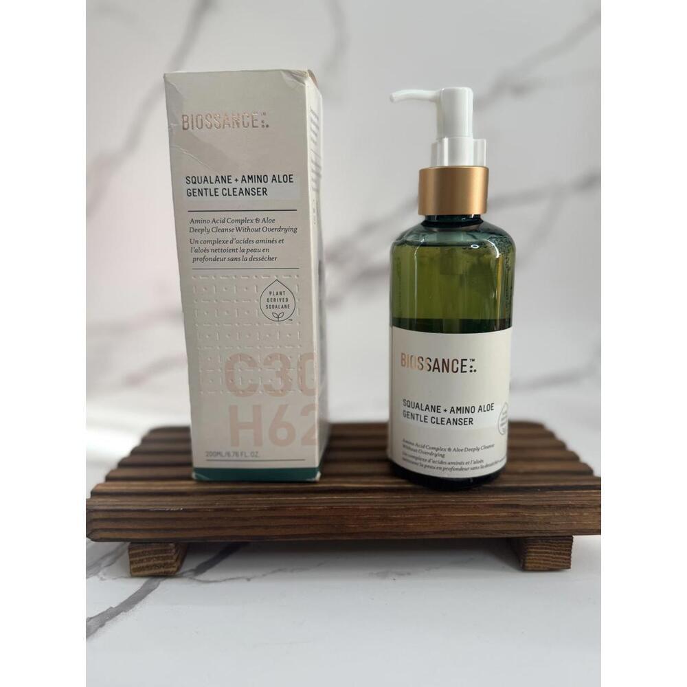 Biossance Squalane + Amino Aloe Gentle Cleanser – 200 mL / 6.7 fl oz